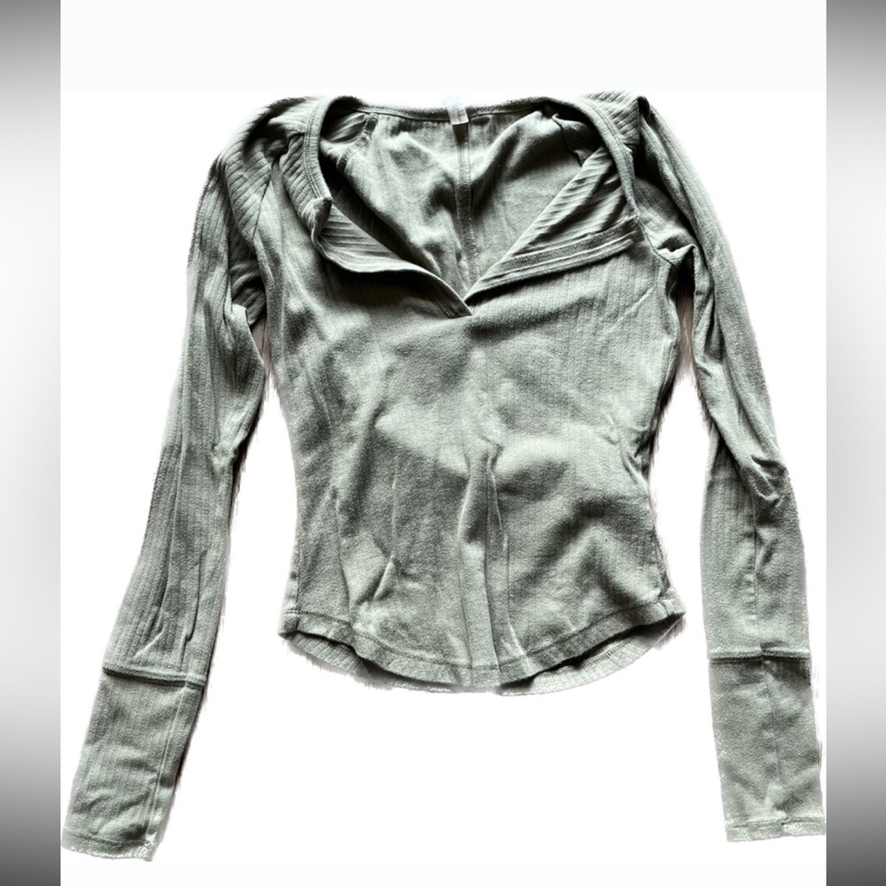 Free People long sleeve women’s Small
